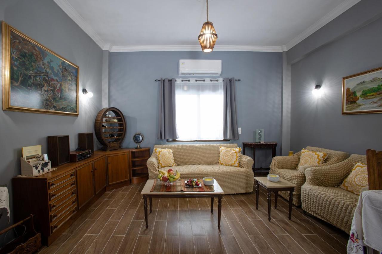 Danai House Apartment เอเธนส์ ภายนอก รูปภาพ